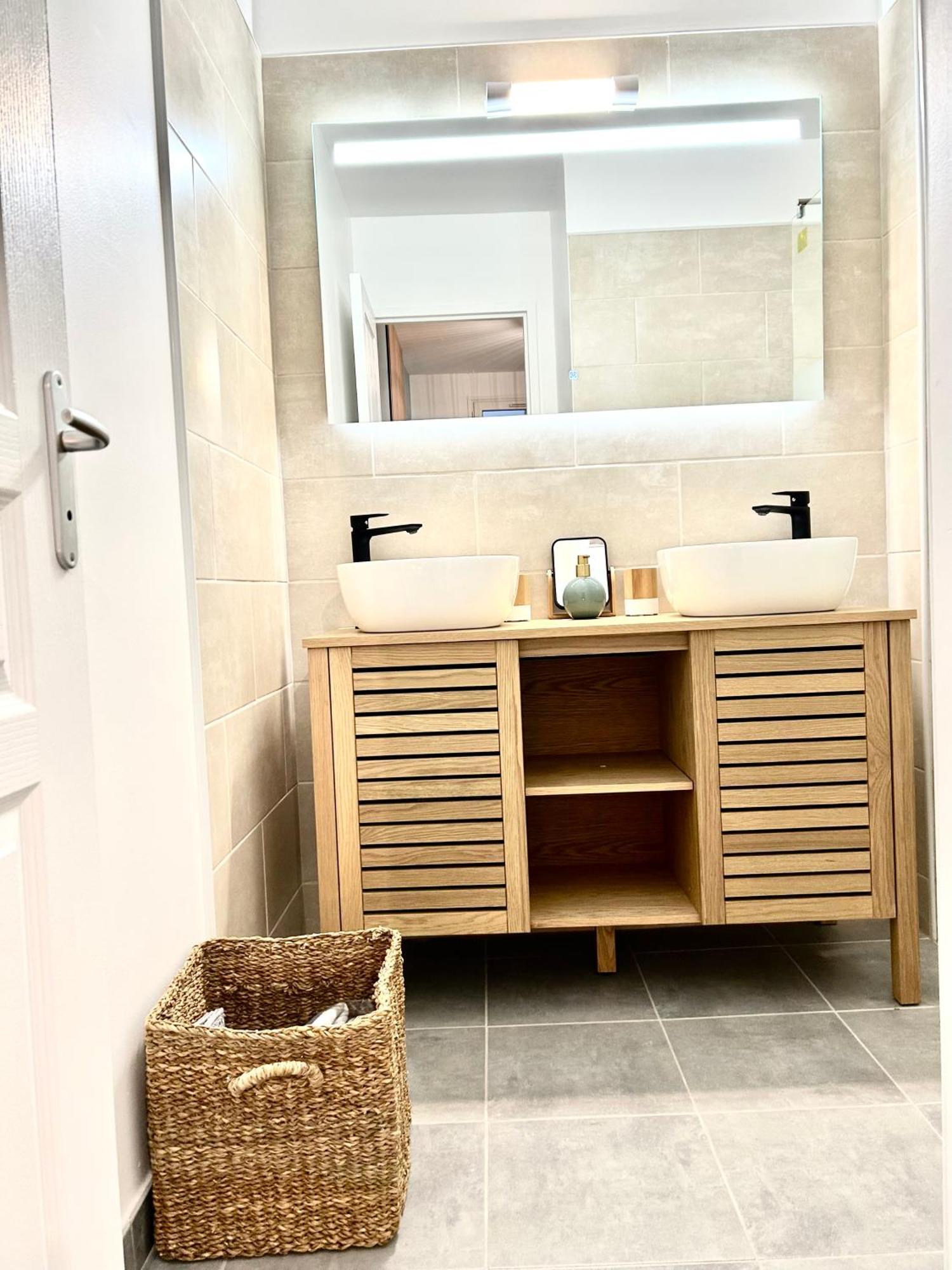 Perle Insulaire Apartment แซงต์-เดอนี ภายนอก รูปภาพ